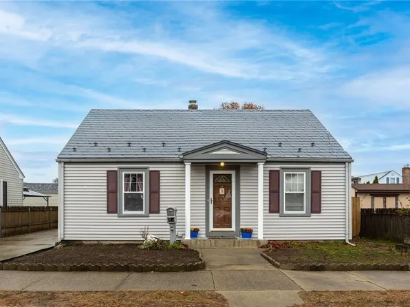 66 State St, Pawtucket, RI 02861