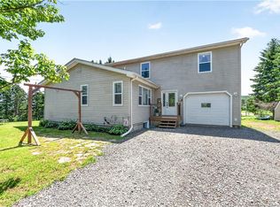 41 Green Hill Dr, Hillsborough, NB E4H 2V4
