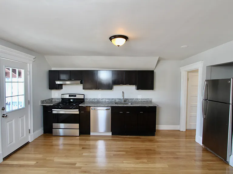 508 Revere St #3 — Photo 1