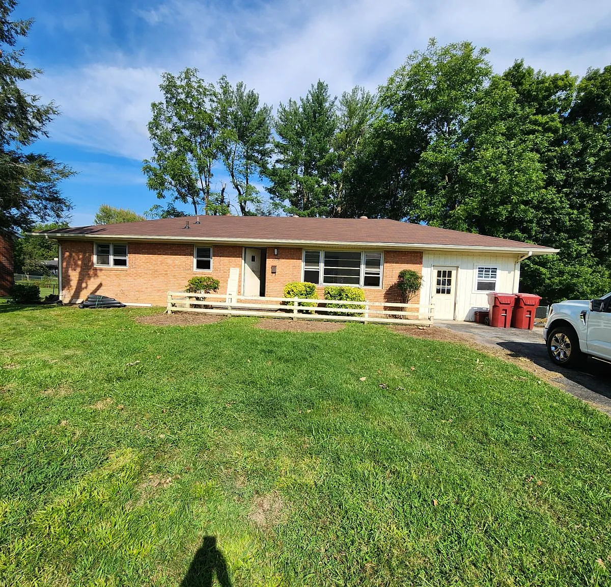 4 bed, 1700 sqft, $1,800 — Photo 2