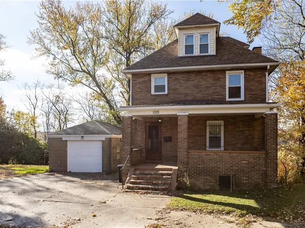 1325 N Walnut St, Ambridge, PA 15003