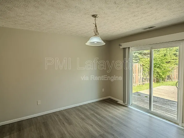 5053 Saddle Dr — Photo 12