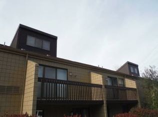 7002 Helen St APT A14, South Park, PA 15129