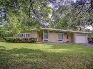 9 N Kingsbury Dr, Belleville, IL 62226