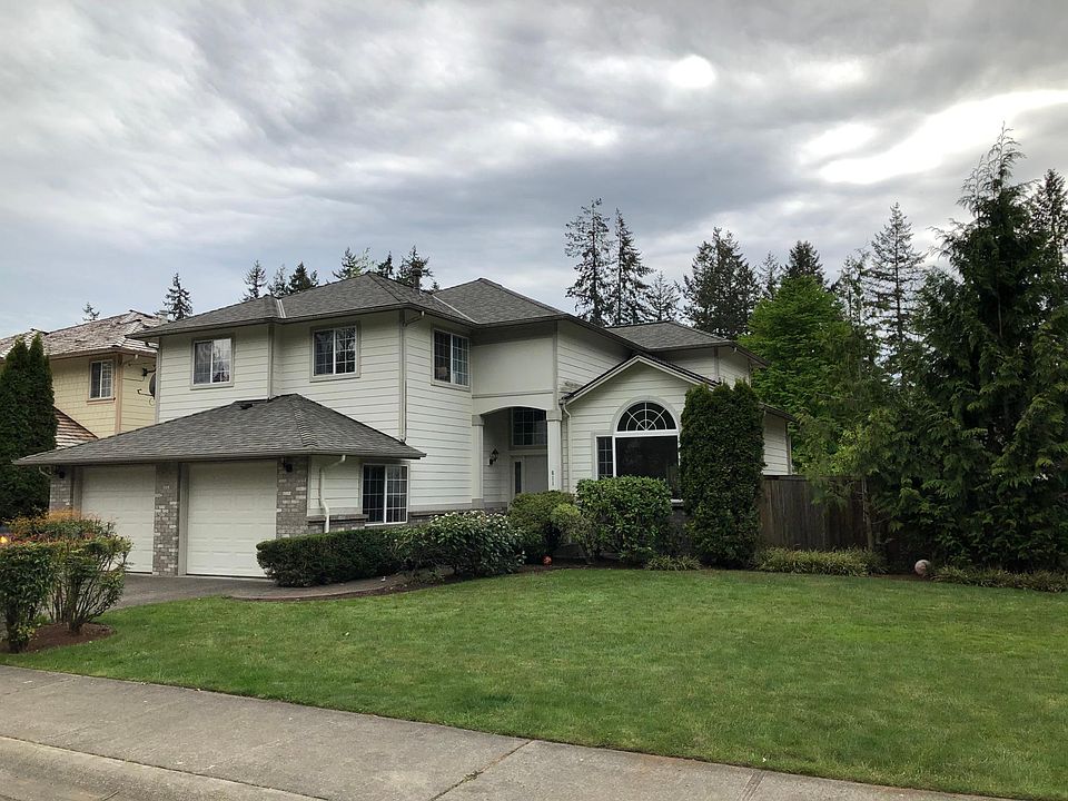 1st image of 611 235th Ave NE