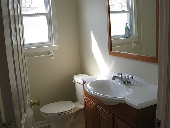 2nd image of 1044 Longboat Ave
