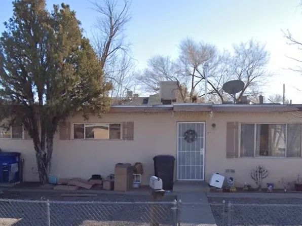 7308 Trumbull Ave SE, Albuquerque, NM 87108