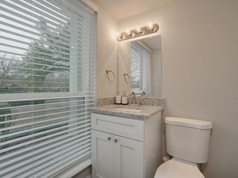 11210 Cotillion Dr — Photo 18