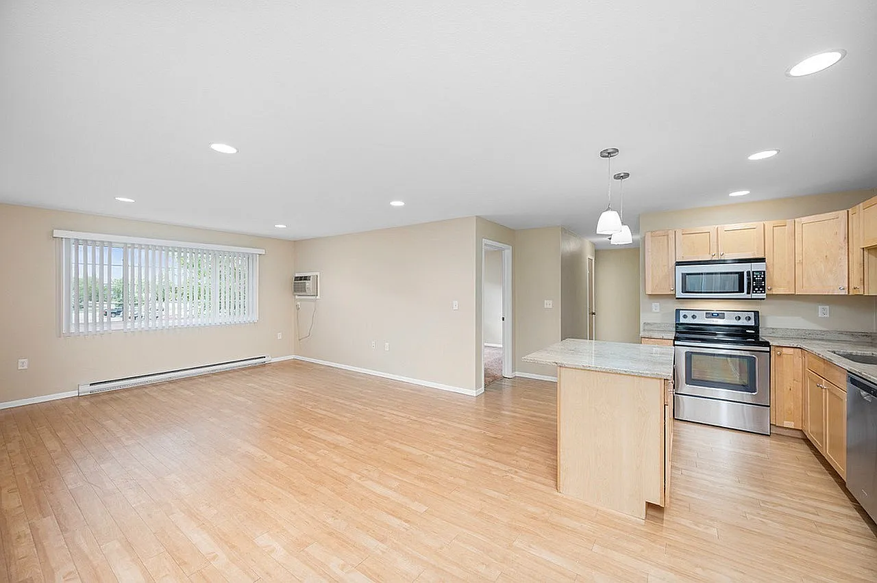 Oxford Apartments LLP — Photo 1