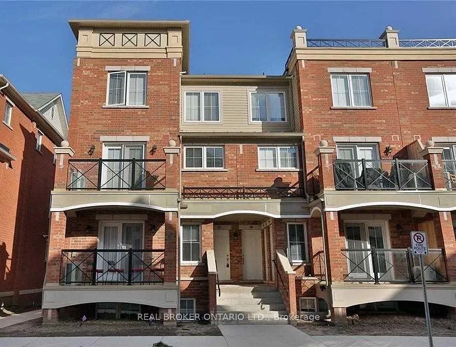 2 bed, $2,850 — Photo 2