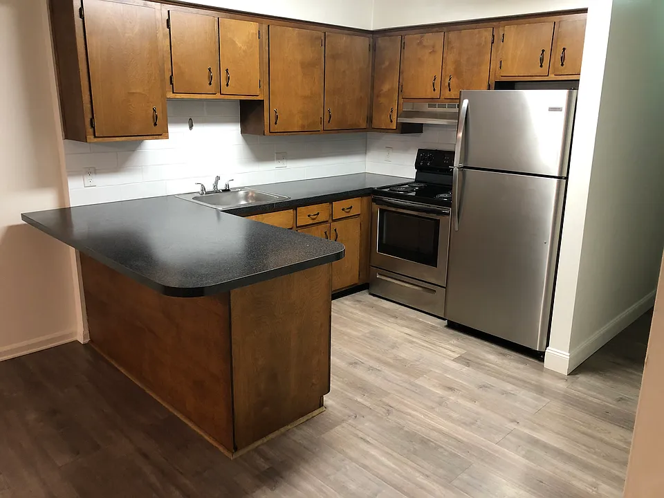 Westbury Circle Apartments
