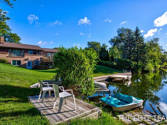 5th image of 3990 Kiowa Ct SW