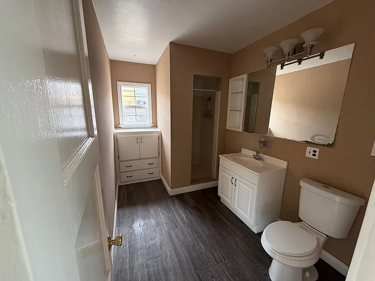 503 California Ave — Photo 16