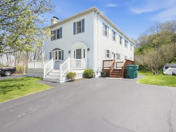 5 Candice Ct #1, Woburn, MA 01801