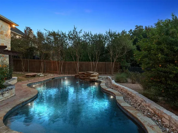 581 Aspen Dr, Austin, TX 78737