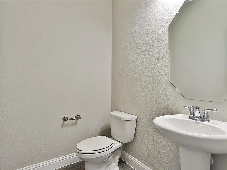 253 Gill Point Ln — Photo 30