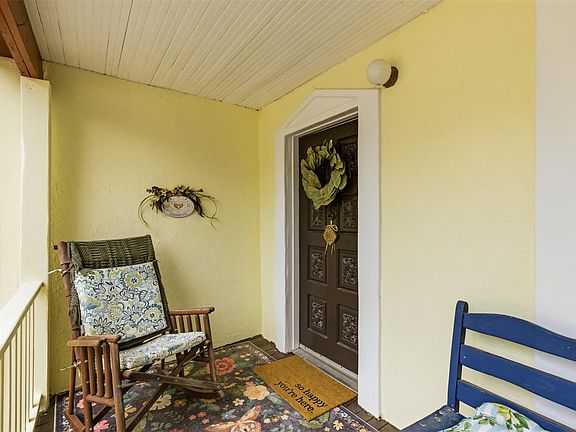 5th image of 400 S Willis St