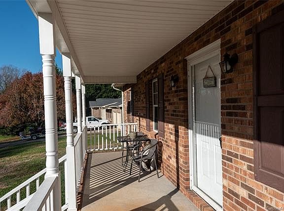 5th image of 2055 Carburg Ct