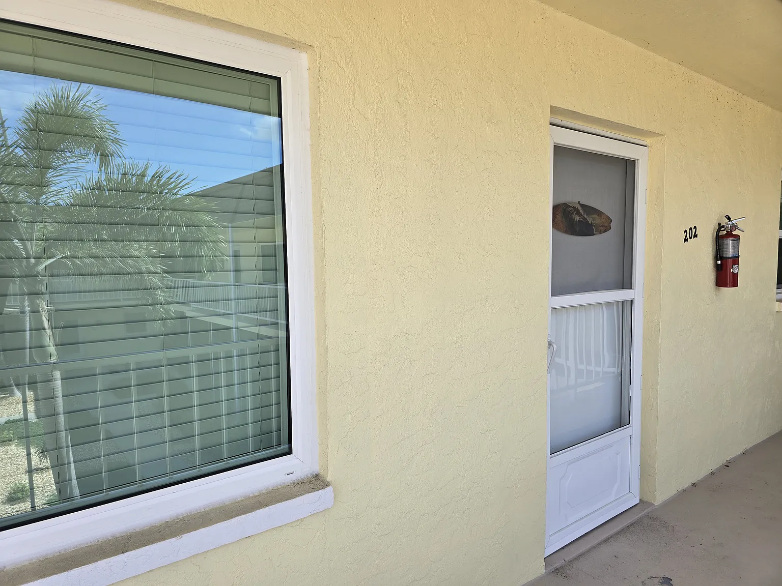 2 bed, 826 sqft, $2,500 — Photo 2
