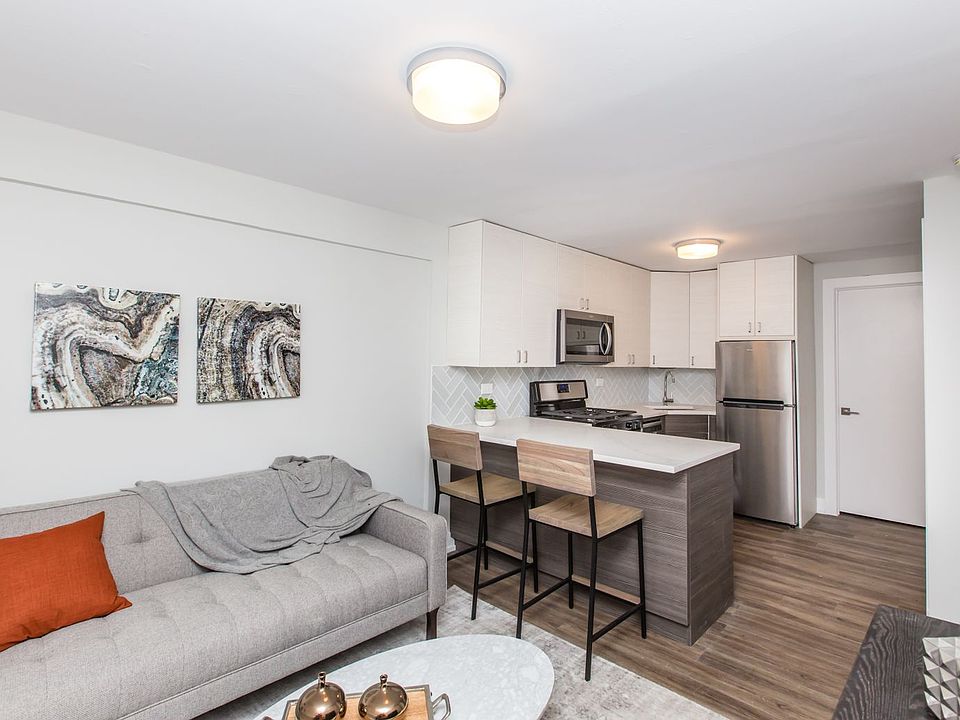 1st image of 5960 N Winthrop Ave #5