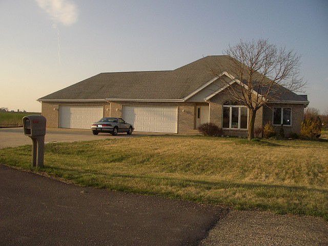 1st image of 8263 Clearview Dr