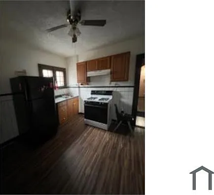 2409 McLaran Ave — Photo 2