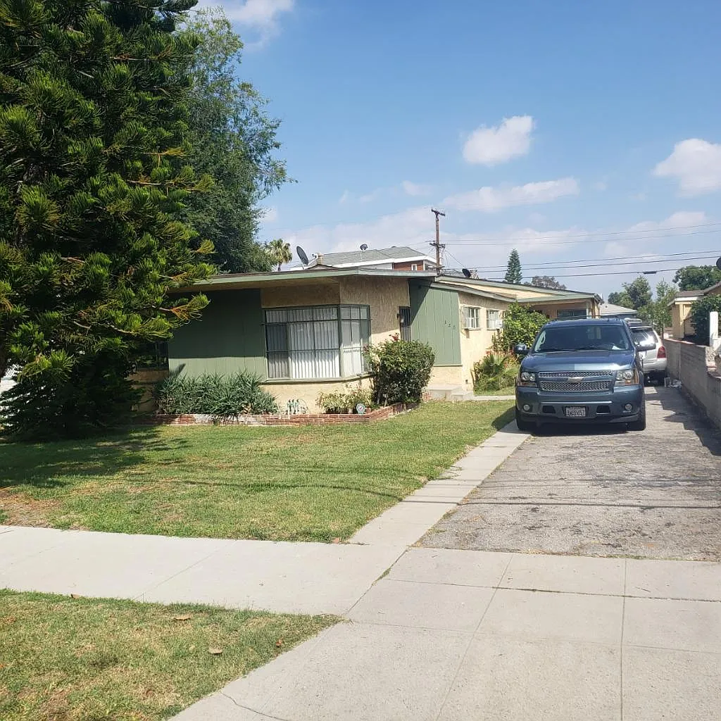 1 bed, 600 sqft, $1,950 — Photo 2