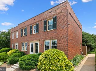 1600 S Barton St APT 744, Arlington, VA 22204