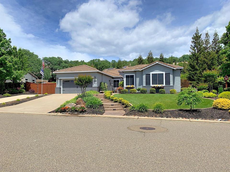 2nd image of 2109 Summer Dr