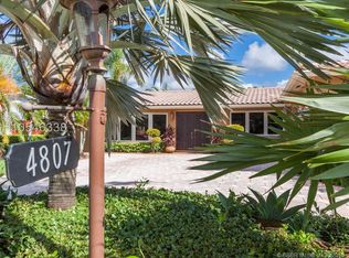 4807 Hayes St, Hollywood, FL 33021