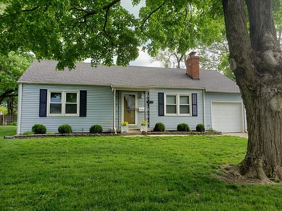 2nd image of 4917 W 51st St