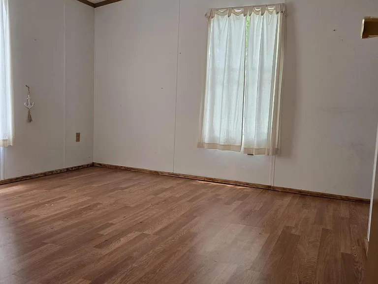 6863 Columbine Dr — Photo 20