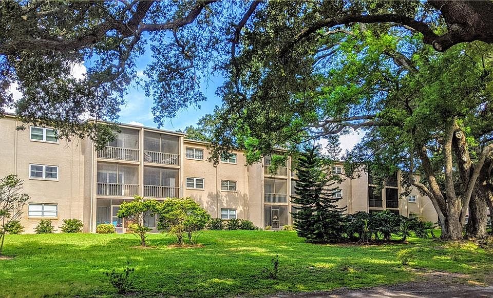 1st image of 865 Virginia Ct APT 205
