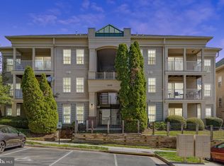 1049 Gardenview Loop APT 203, Woodbridge, VA 22191