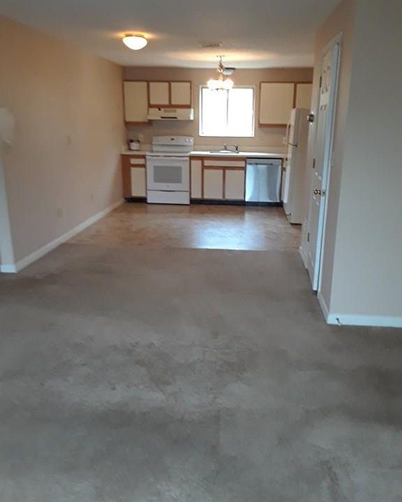 2nd image of 5455 N Main St APT 1C