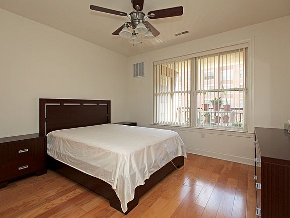 5th image of 22 Ave At Port Imperial APT 212
