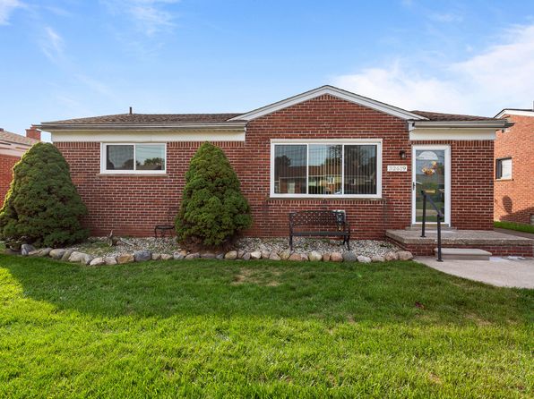 32619 Anita Dr