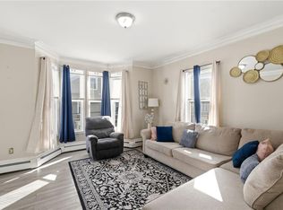 30 Pekin St, Providence, RI 02908