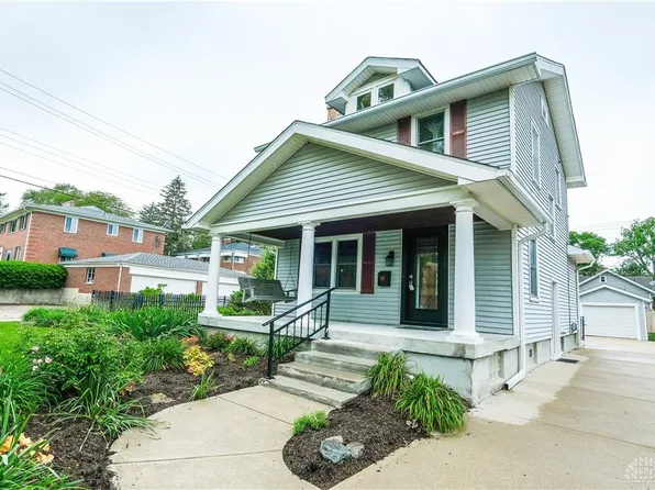 17 Monteray Ave, Oakwood, OH 45419