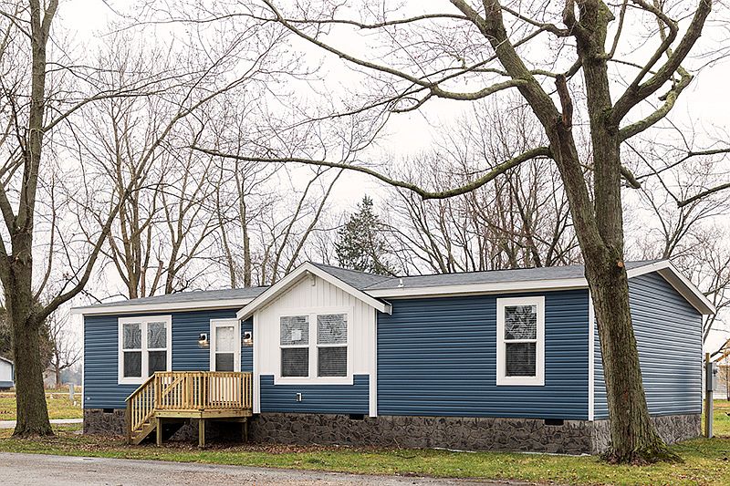 1st image of 95 Viking Dr NW #Duor83