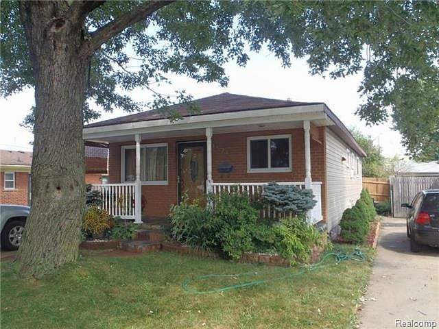 1st image of 1576 Philomene Blvd