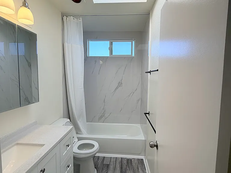 952 Mission Rd — Photo 14