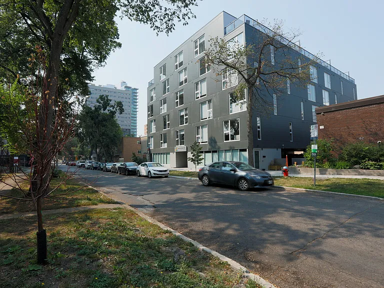 50 Hargrave St — Photo 12