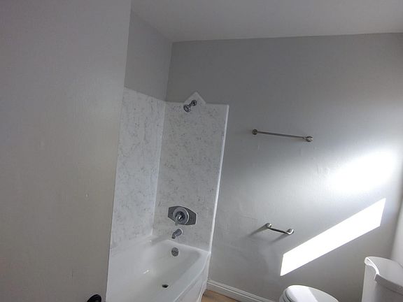 2nd image of 1425 W Stoneridge Ct APT K