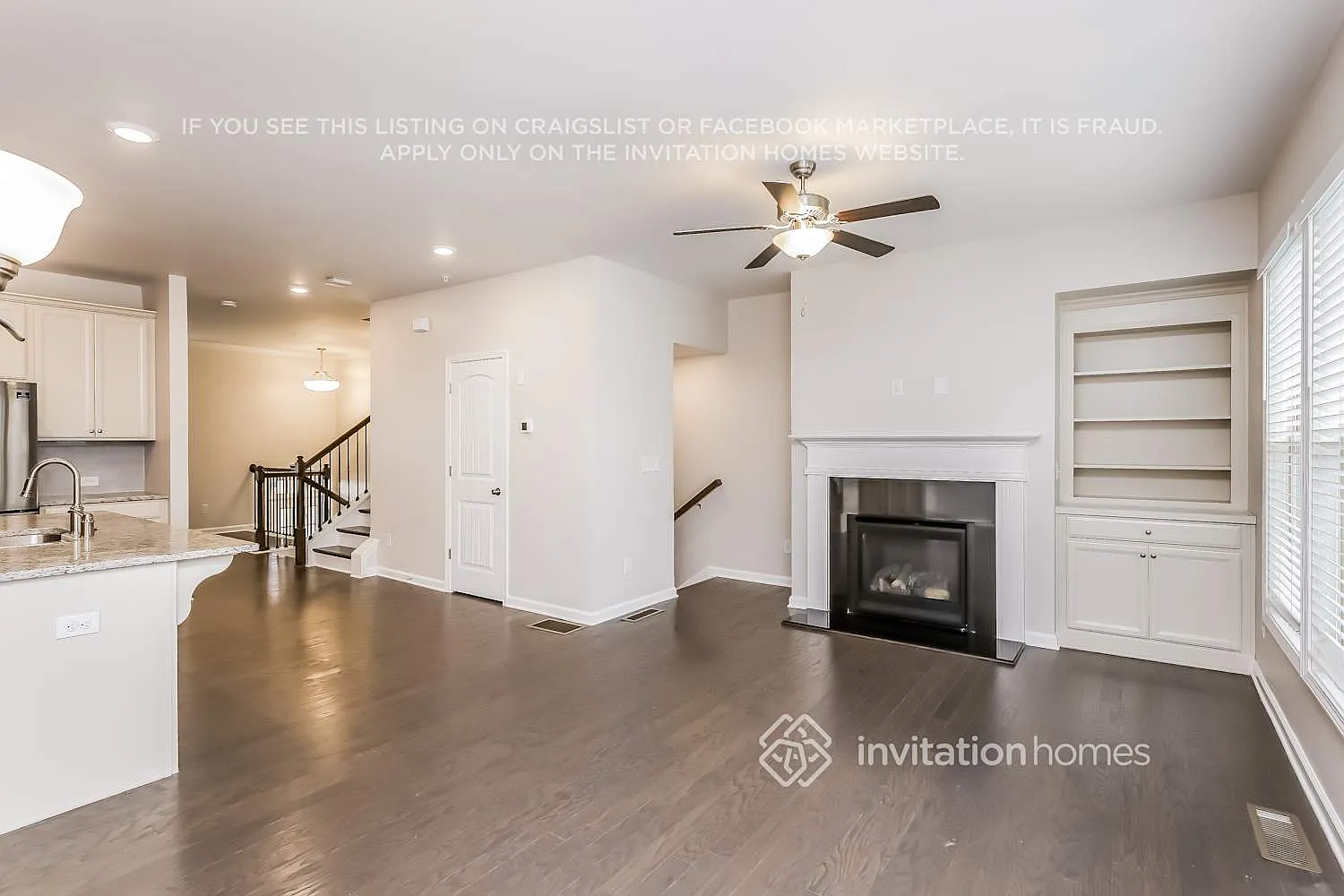 402 Montclair Ct Woodstock, GA 30188 — Photo 3