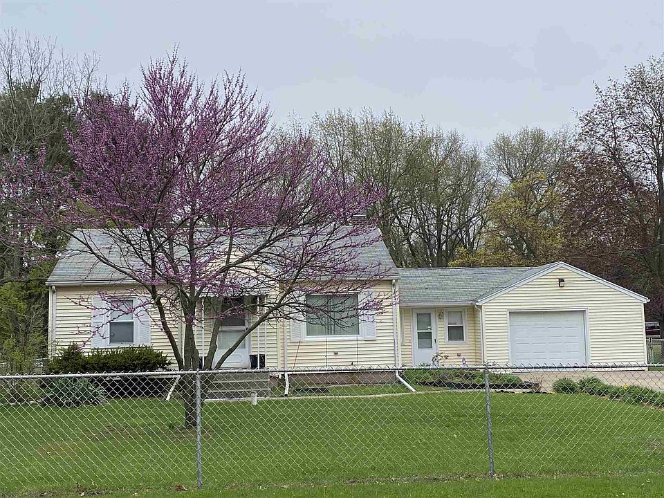 1st image of 26265 Lakeview Dr