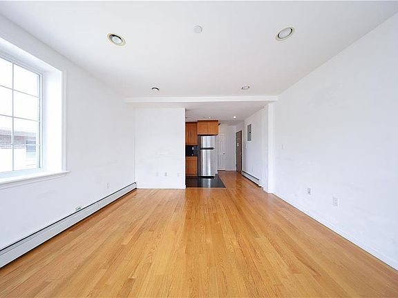 5th image of 69 Bay 20th St APT 3A