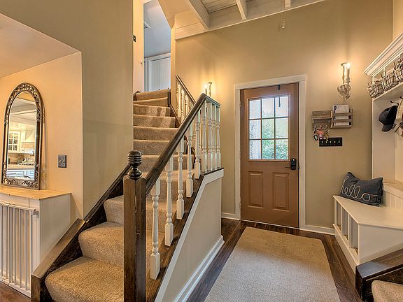 5th image of 233 Saint Ives Dr
