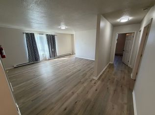 549 E Vine St APT 3, Pottstown, PA 19464