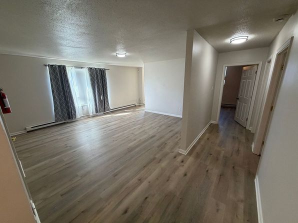 549 E Vine St APT 3